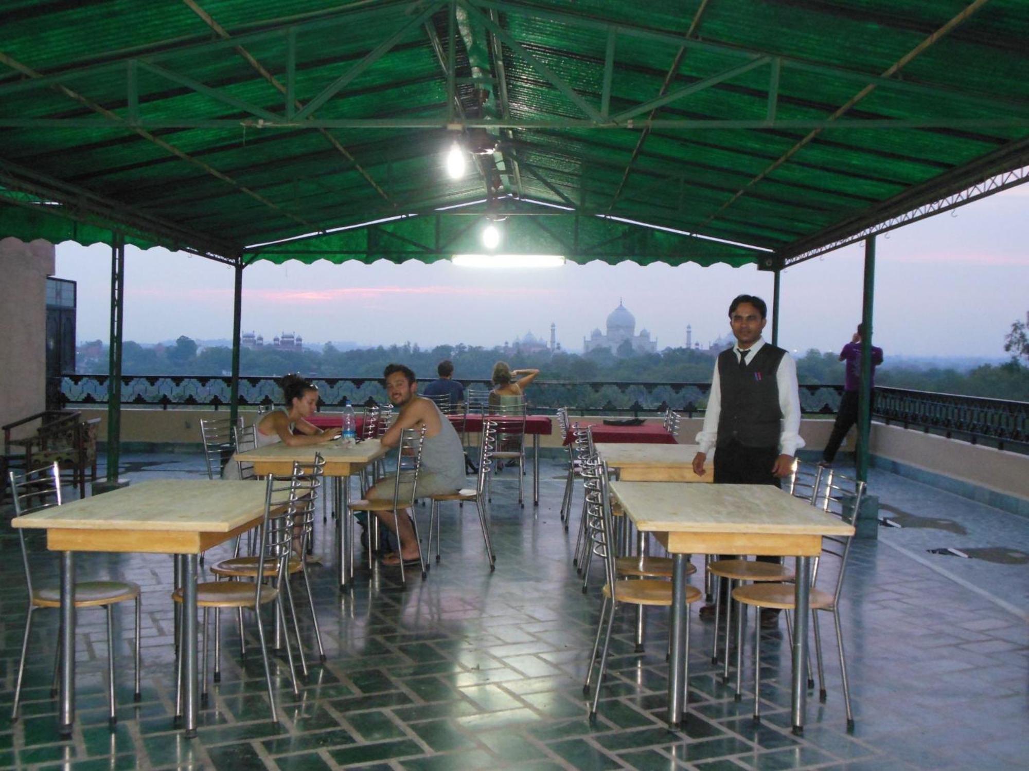 Hotel Taj Plaza, Vip Road, Agra Agra  Esterno foto
