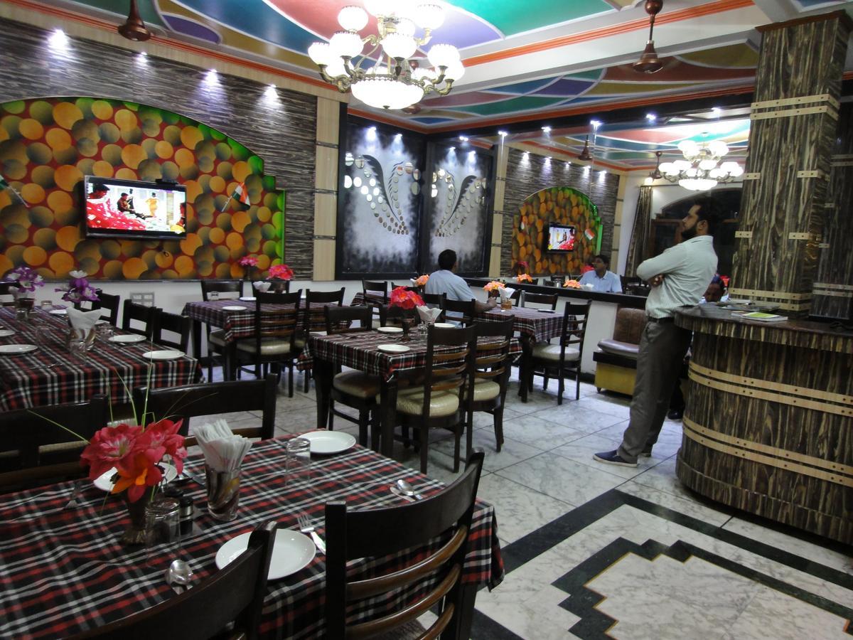 Hotel Taj Plaza, Vip Road, Agra Agra  Esterno foto