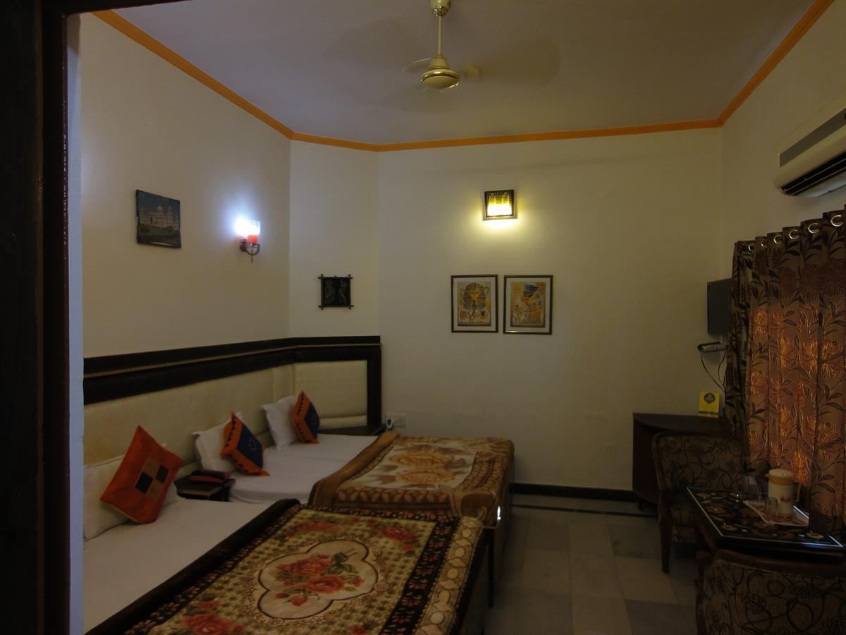 Hotel Taj Plaza, Vip Road, Agra Agra  Esterno foto