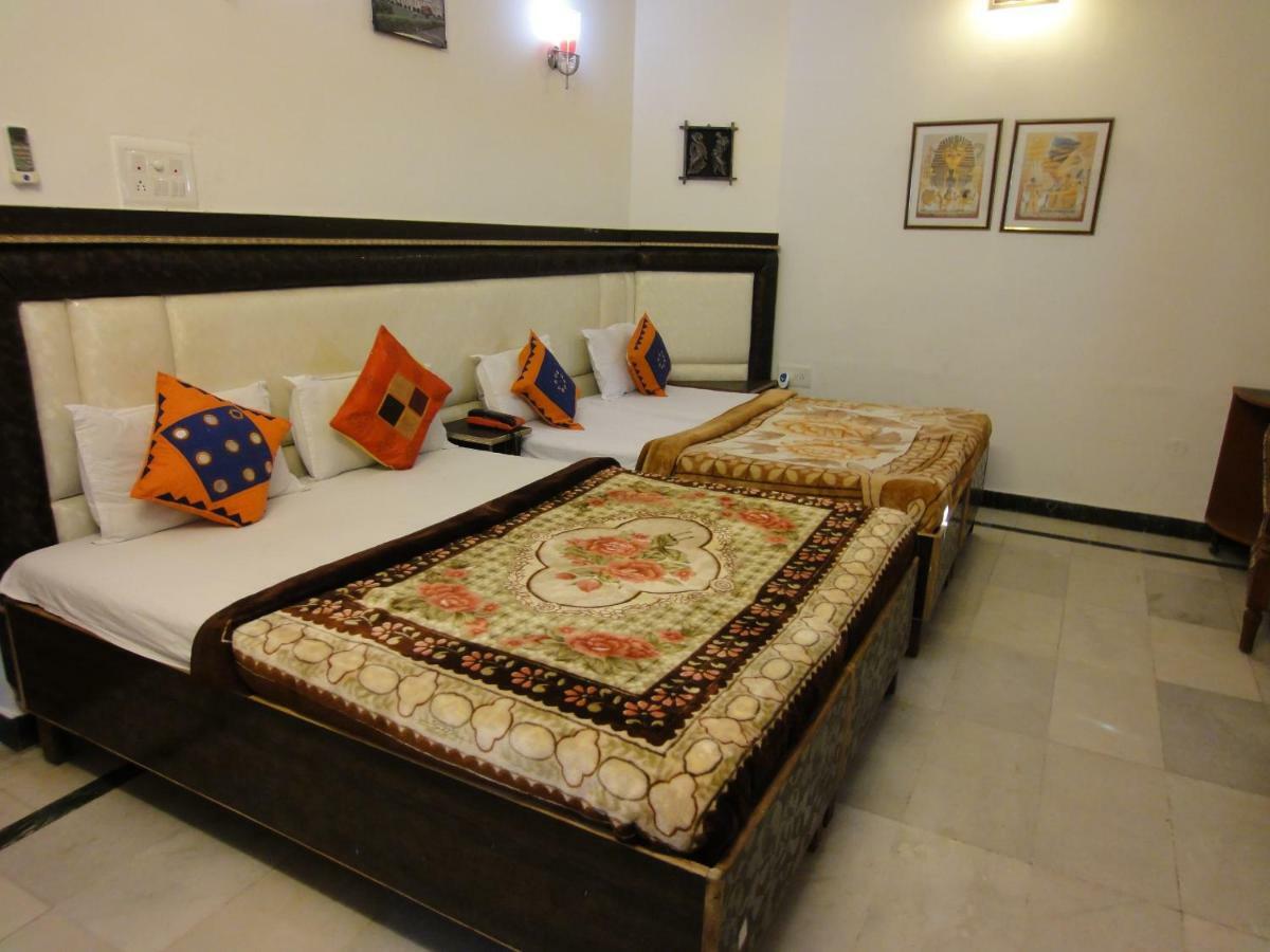 Hotel Taj Plaza, Vip Road, Agra Agra  Esterno foto